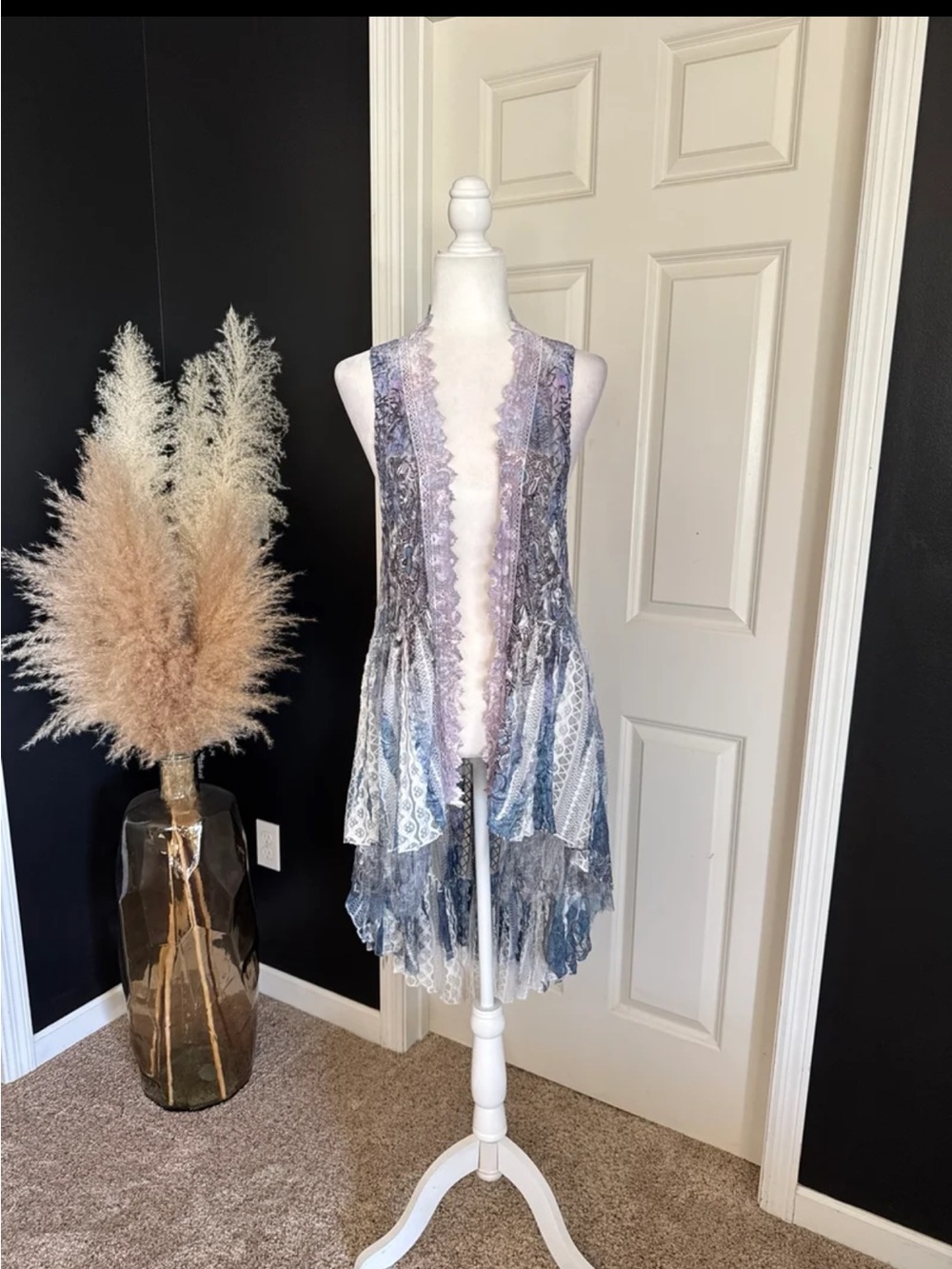 Origami Apparel Crochet lace tiered high-low kimono duster vest Size Small